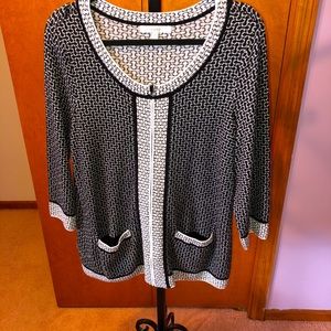 Sejour lightweight zipper top.